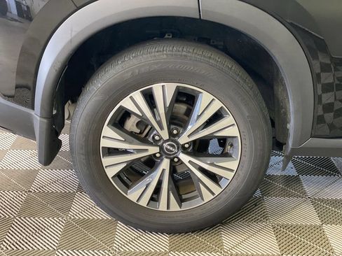 Used 2023 Nissan Rogue SV FWD image 18