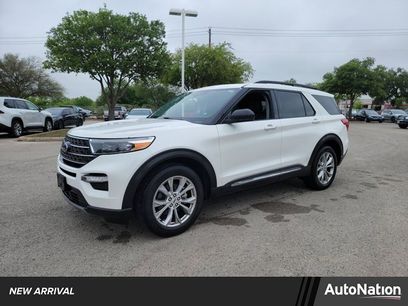 Used 2024 Ford Explorer XLT w/ Equipment Group 202A