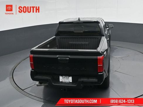 New 2026 Toyota Tacoma TRD Off-Road w/ TRD Off Road Upgrade Package AWD/4WD image 43