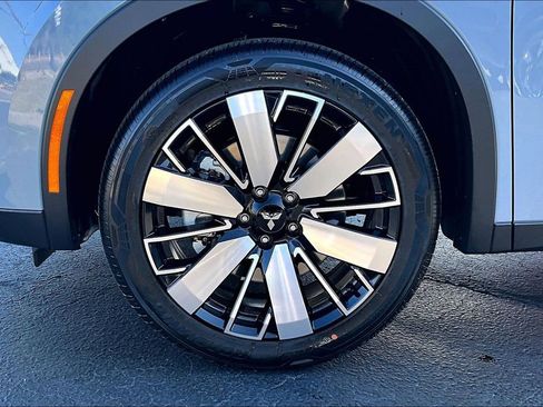 New 2026 Mitsubishi Outlander SE image 13