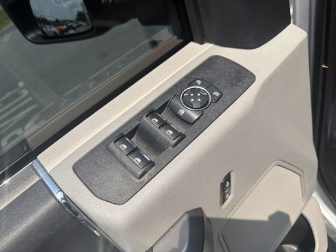 Used 2018 Ford F250 XLT AWD/4WD image 19