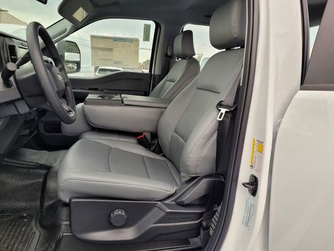New 2026 Ford F250 XL w/ XL Chrome Package image 35