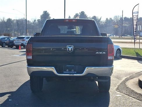 Used 2020 RAM 1500 Express w/ Trailer Tow Group w/ Express image 5