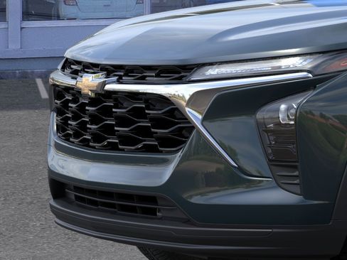 New 2026 Chevrolet Trax LS w/ Driver Confidence Package FWD image 15