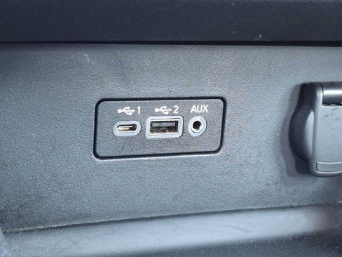 Used 2025 Nissan Altima 2.5 SV FWD image 27