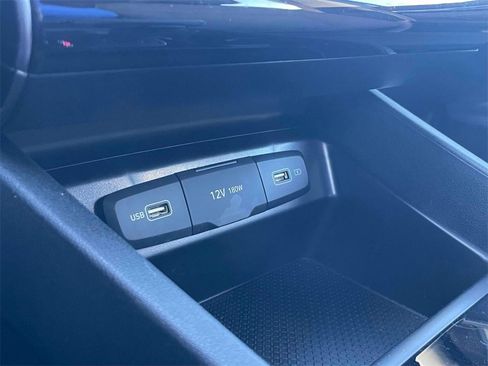 Certified 2023 Hyundai Tucson SE image 28