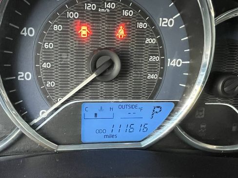 Used 2015 Toyota Corolla LE FWD image 20