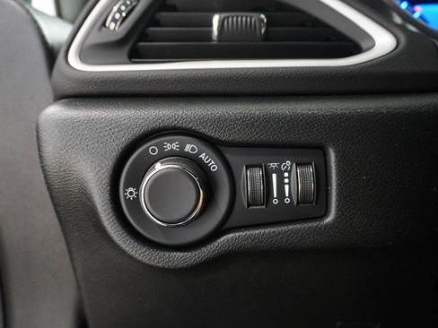 New 2026 Chrysler Voyager LX image 21