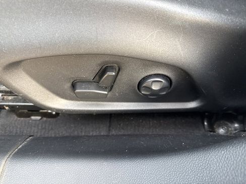 Used 2021 Jeep Compass Limited image 16