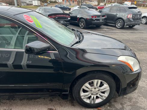 Used 2012 Nissan Altima 2.5 S w/ 20th Anniversary Pkg image 8