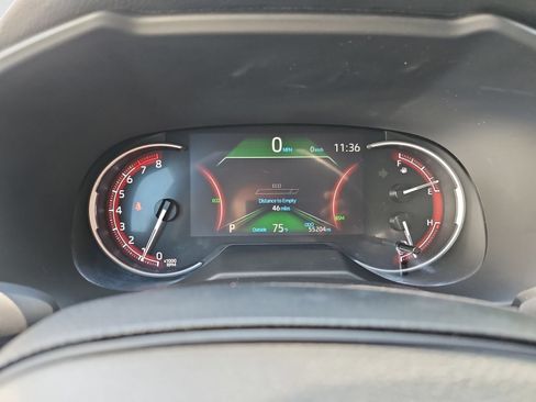 Used 2025 Toyota RAV4 XLE FWD image 26