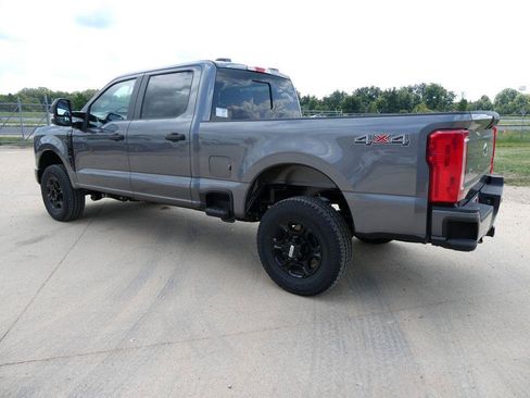 New 2026 Ford F250 XL w/ STX Appearance Package AWD/4WD image 8