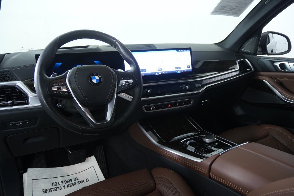 Used 2026 BMW X5 xDrive40i AWD/4WD image 18