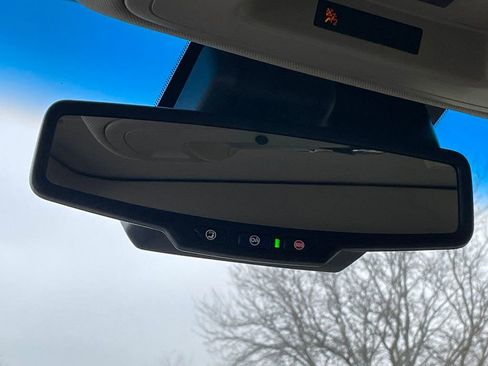 Used 2016 GMC Yukon XL Denali image 54