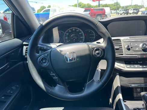 Used 2015 Honda Accord Sport image 22