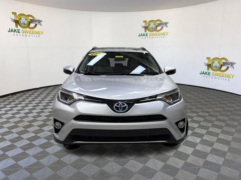 Used 2016 Toyota RAV4 XLE AWD/4WD image 3