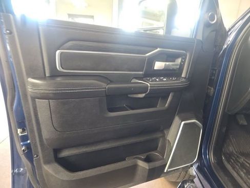 Used 2024 RAM 2500 Laramie w/ Night Edition AWD/4WD image 11