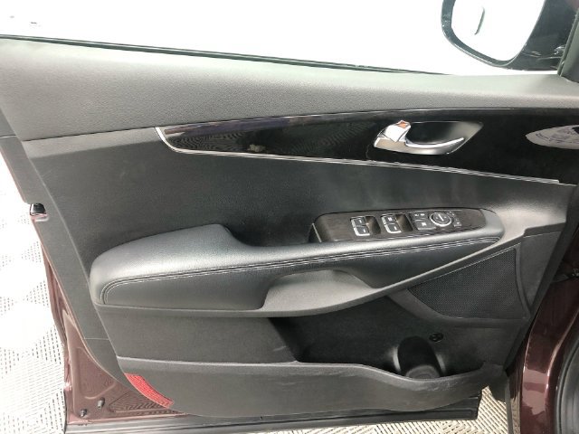 Used 2017 Kia Sorento FWD image 33