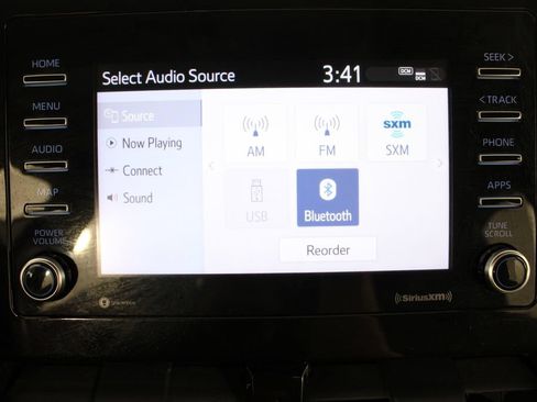 Used 2021 Toyota Camry SE FWD image 5