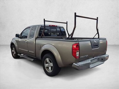 Used 2005 Nissan Frontier LE w/ (H02) Audio Pkg RWD image 6
