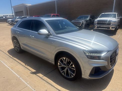 Used 2023 Audi Q8 Premium Plus w/ Premium Plus Package AWD/4WD image 3