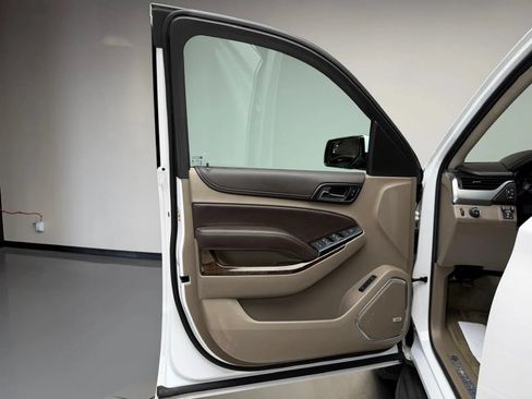 Used 2015 Chevrolet Suburban LT w/ Max Trailering Package RWD image 27