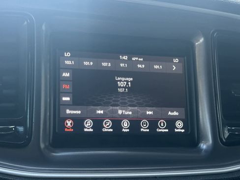 Used 2019 Dodge Challenger SXT image 17