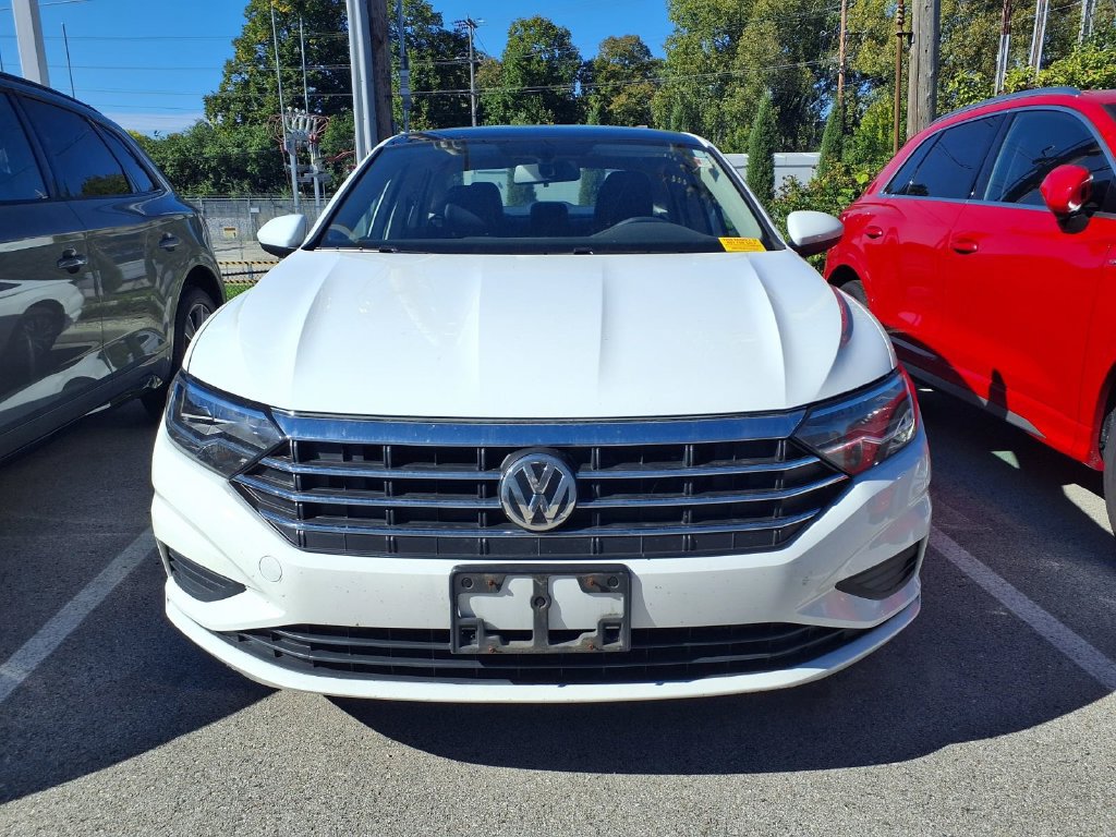 Used 2019 Volkswagen Jetta SE FWD image 2