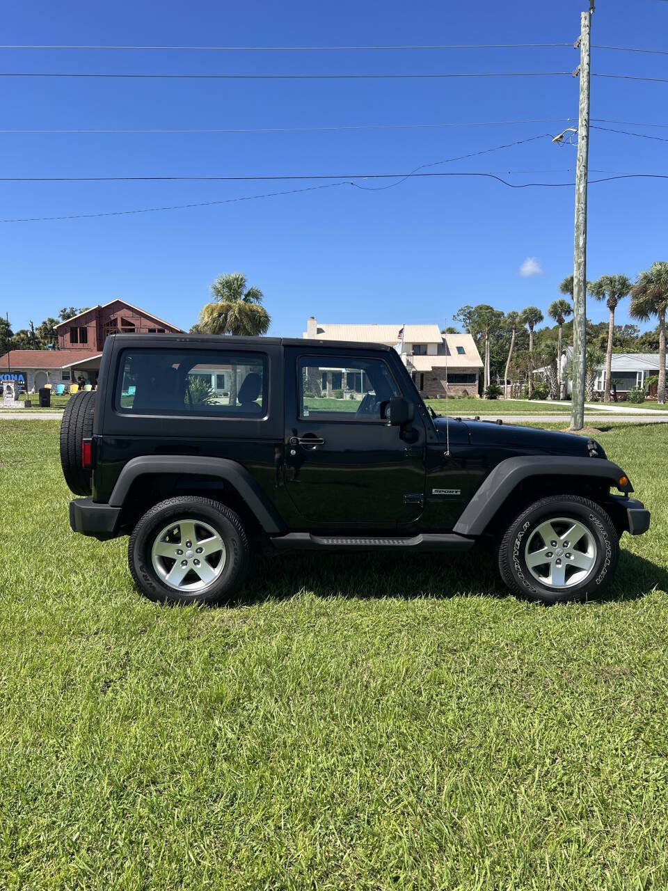 Used 2012 Jeep Wrangler Sport AWD/4WD image 7