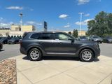 Used 2020 Kia Telluride LX image 3