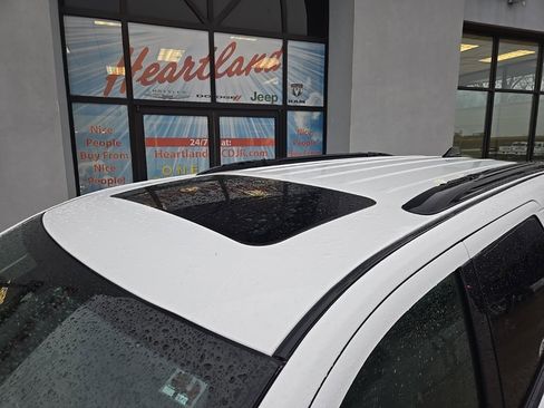 Used 2023 Dodge Durango GT image 17