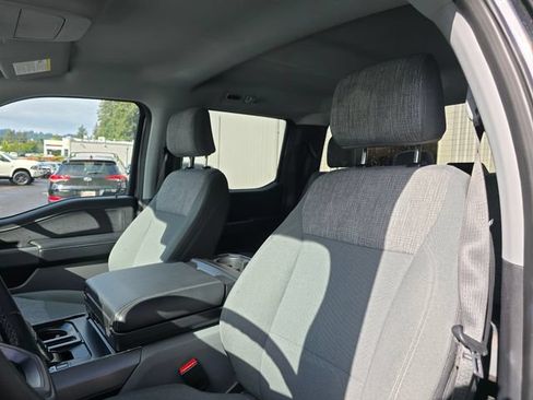Used 2023 Ford F150 Lightning XLT AWD/4WD image 19