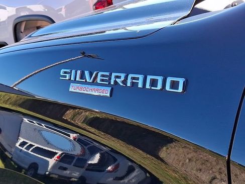 Certified 2023 Chevrolet Silverado 1500 LT AWD/4WD image 9