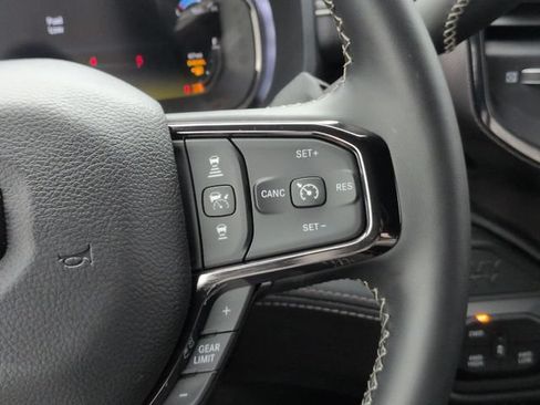 New 2026 RAM 3500 Limited AWD/4WD image 17