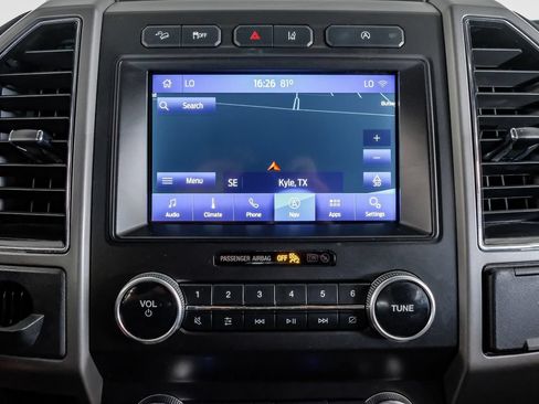 Used 2020 Ford Expedition XLT w/ Equipment Group 202A AWD/4WD image 22