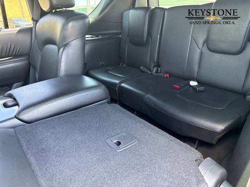 Used 2023 Nissan Armada SL w/ Midnight Edition Package image 11