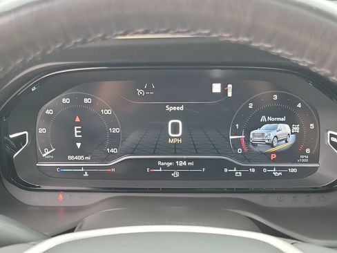 Used 2023 GMC Yukon Denali AWD/4WD image 28
