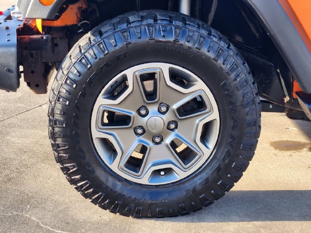Used 2013 Jeep Wrangler Unlimited Rubicon AWD/4WD image 10