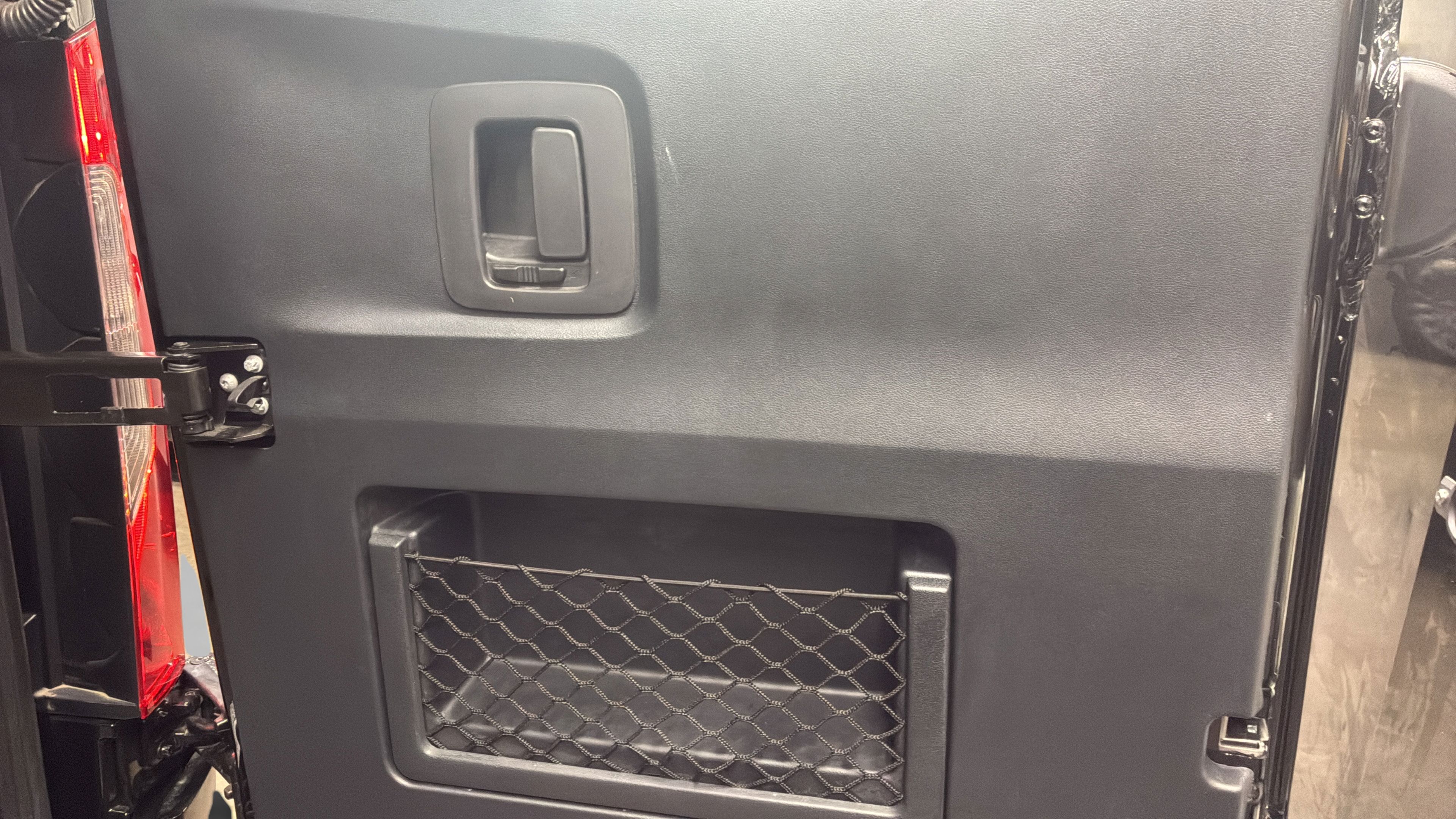 Used 2025 Mercedes-Benz Sprinter 2500 image 31