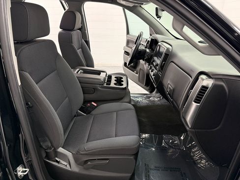 Used 2018 Chevrolet Silverado 1500 LT w/ All Star Edition image 15