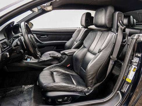 Used 2011 BMW M3 Convertible RWD image 35