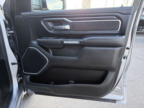 Used 2025 RAM 1500 Laramie image 15