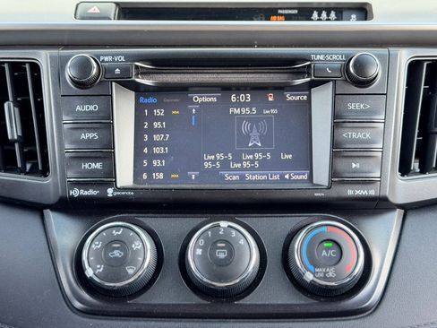 Used 2018 Toyota RAV4 LE w/ All Weather Liner Package AWD/4WD image 18