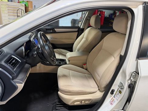 Used 2019 Subaru Outback 2.5i Premium AWD/4WD image 20