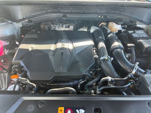 Used 2025 Hyundai Santa Fe SEL image 34