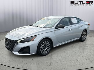 Used 2024 Nissan Altima 2.5 SV FWD video 1