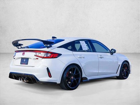 Used 2024 Honda Civic Type R image 5