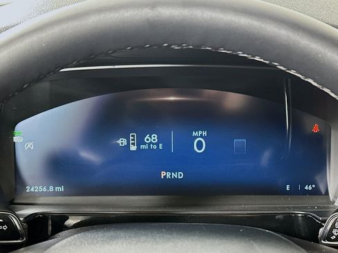 Used 2025 Lincoln Corsair AWD w/ Equipment Group 101A image 12