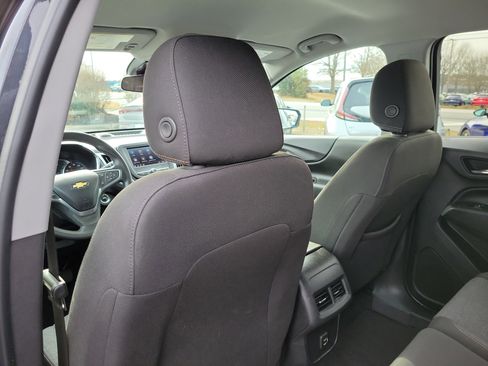 Used 2023 Chevrolet Equinox LT image 12