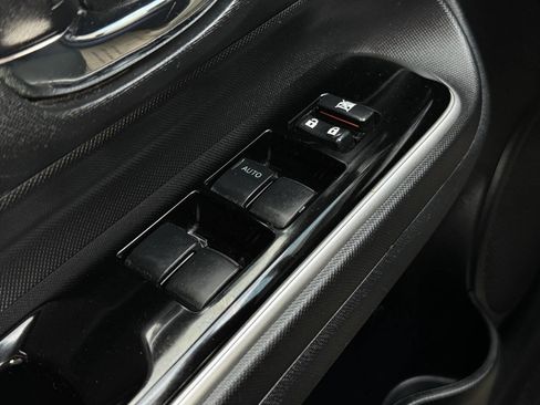 Used 2016 Toyota Prius C Two image 18